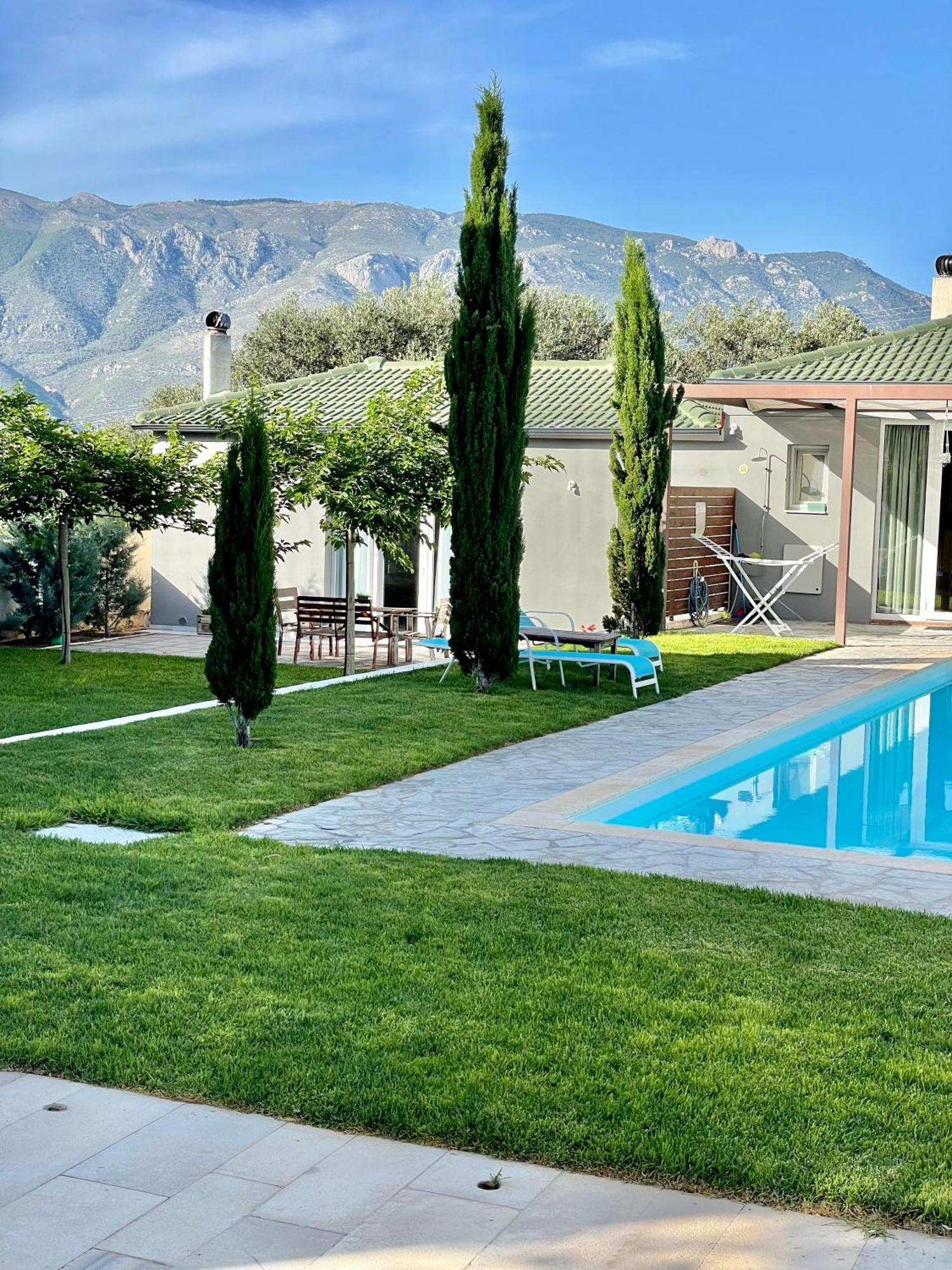 Pool Guesthouse Corinthe Extérieur photo